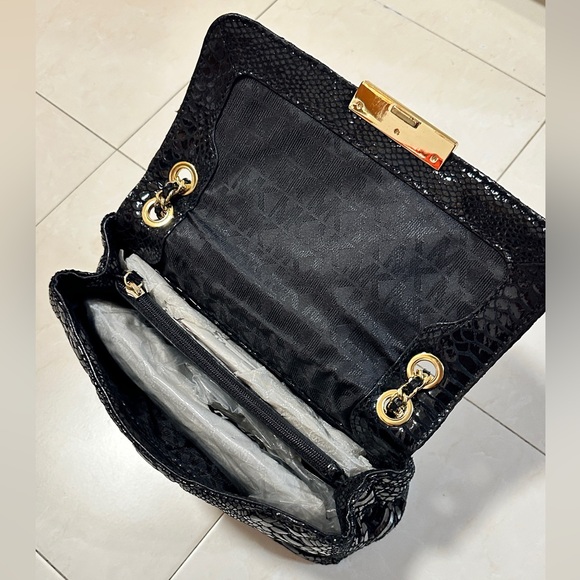 MICHAEL Michael Kors Women's Sloan Large Black Chain Shoulder Bag with dust bag - Picture 11 of 16